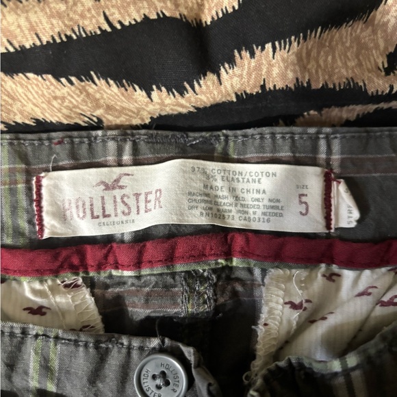 Y2K Vintage Hollister Super Low-Rise Plaid Shorts - Picture 5 of 5